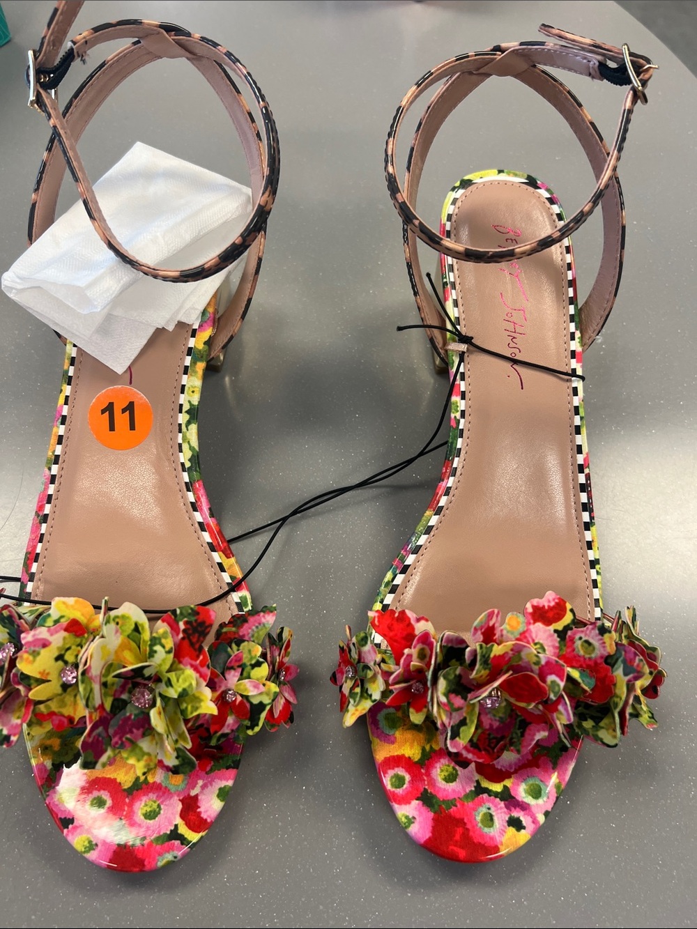 Betsy Johnson Malcolm sandal. - 11 gold heel